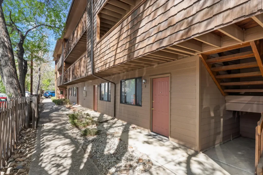Building exterior at Pepper Park, Boulder, Colorado apartments near campus