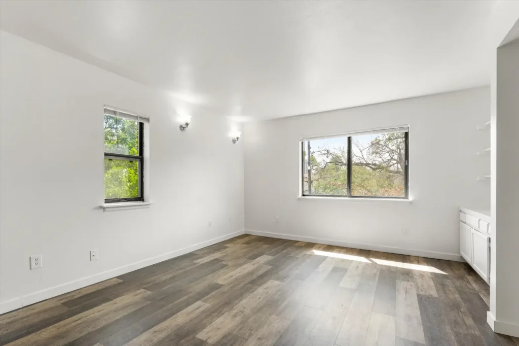 bright living space at Boardwalk Realty Boulder, Boulder, CO apartments