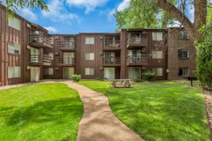 Courtyard at The Cove, apartments Boulder, Colorado
