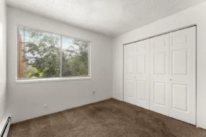 Creekside Apts