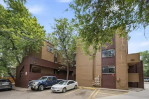 Creekside Apts