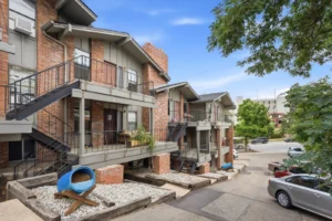 Broadway Apartments