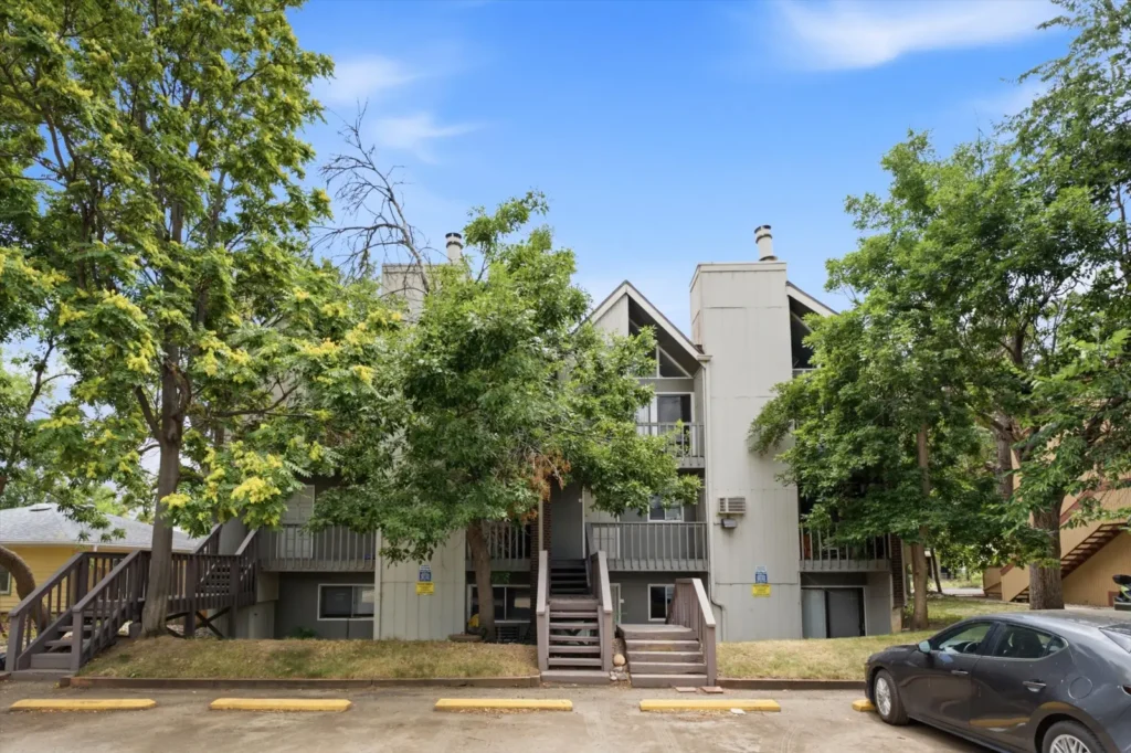 2019 Grove Street